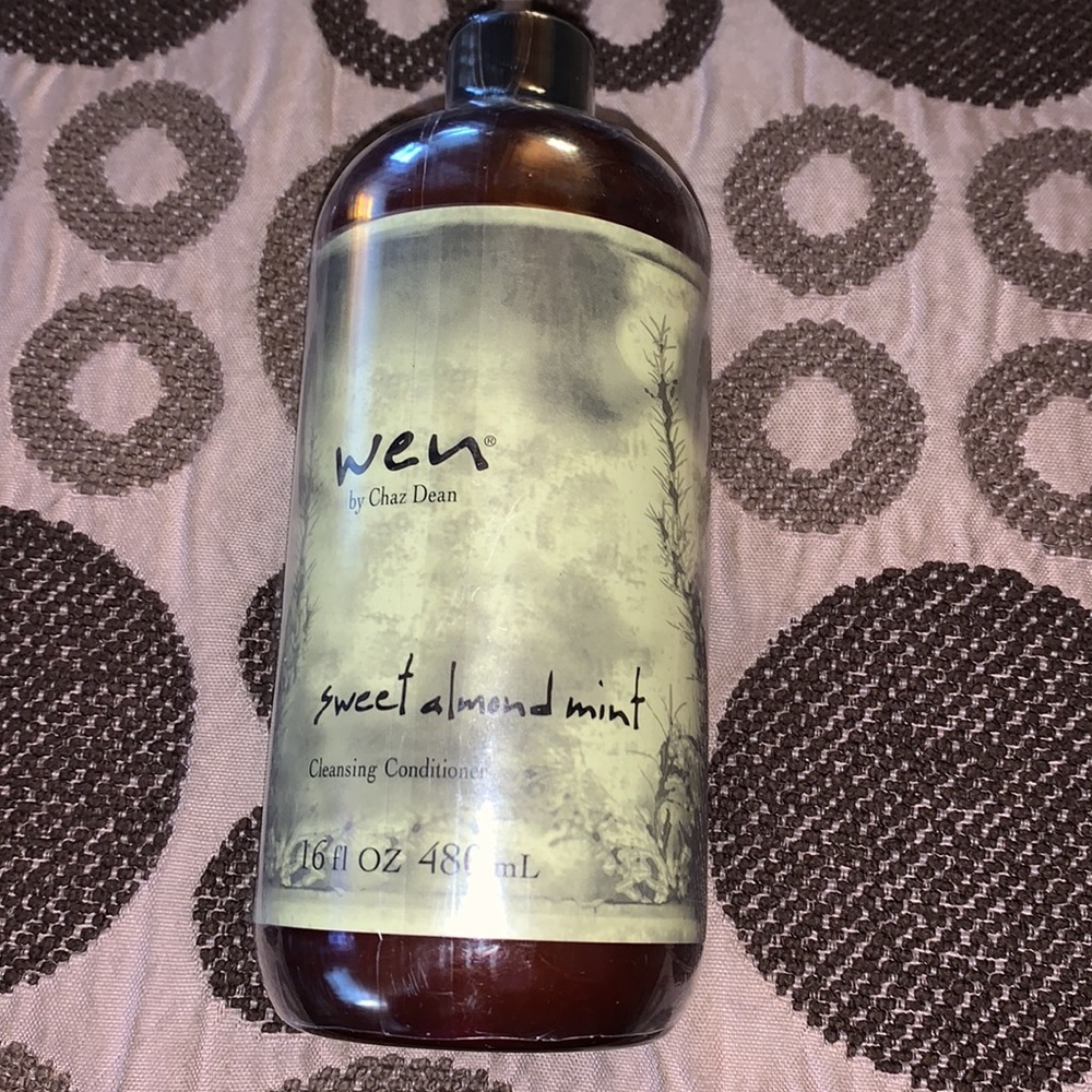 COPY - WEN by Chaz Dean. Sweet Almond Mint cleansing conditioner. 16 fl oz. New.